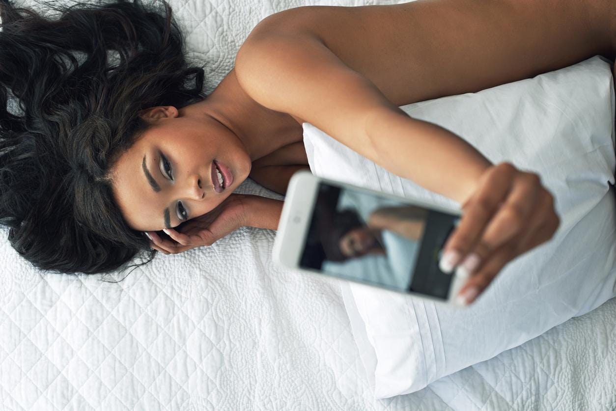 Safe sexting: How to send nude photos without ruining your life | The  Independent | The Independent
